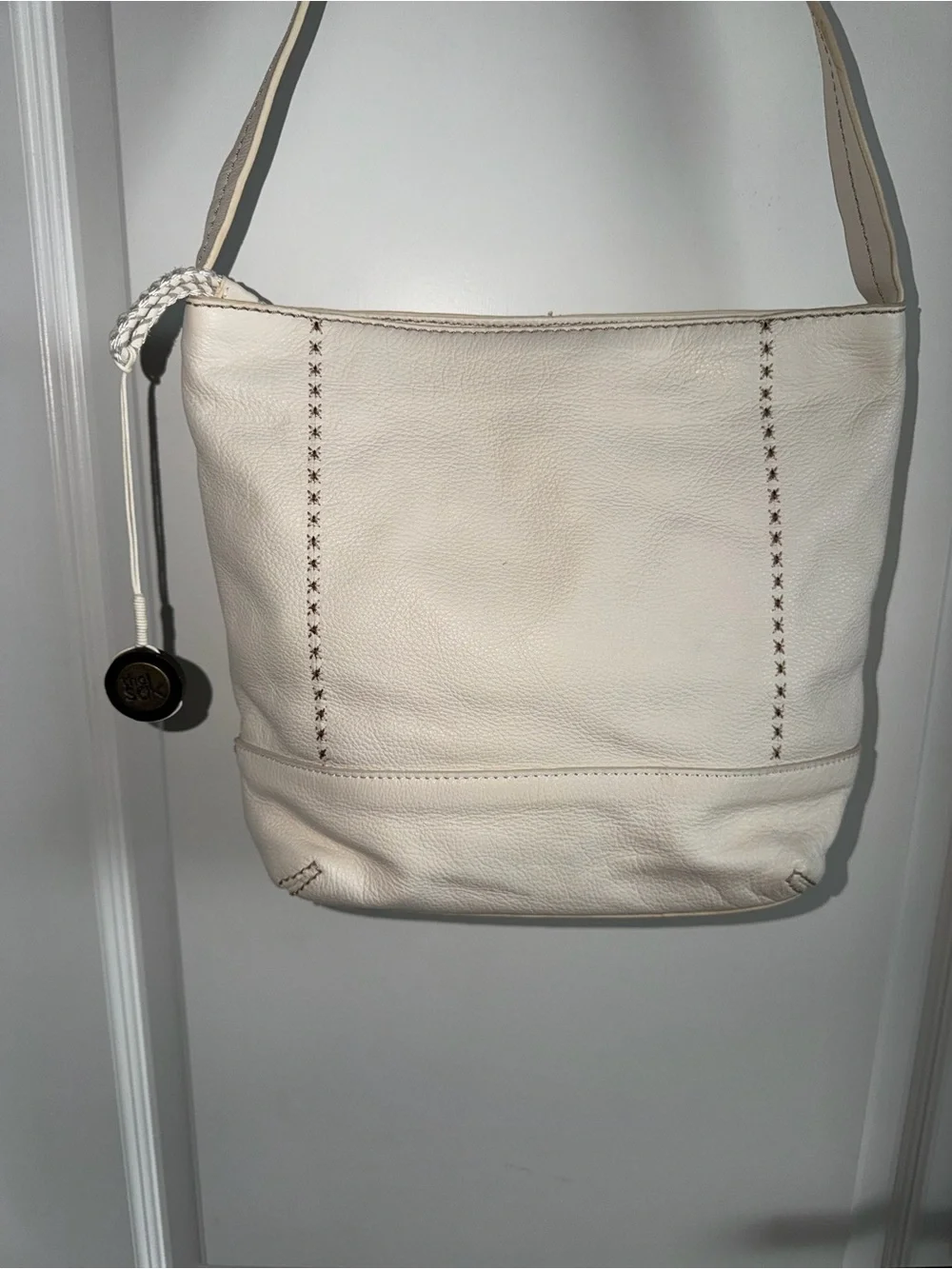 The Sak White Leather Shoulder Bag Hobo Purse Boho Minimalist Zip Top Medium